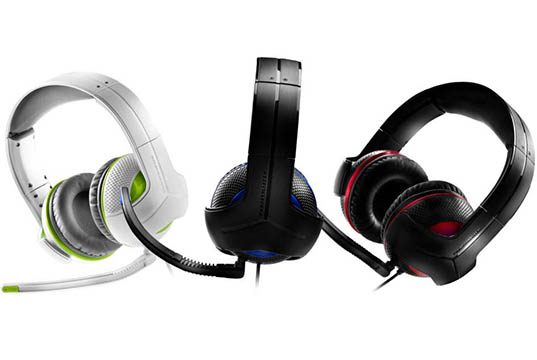 Headset vs Headphones For Gaming - Which One To Pick? [Guide]