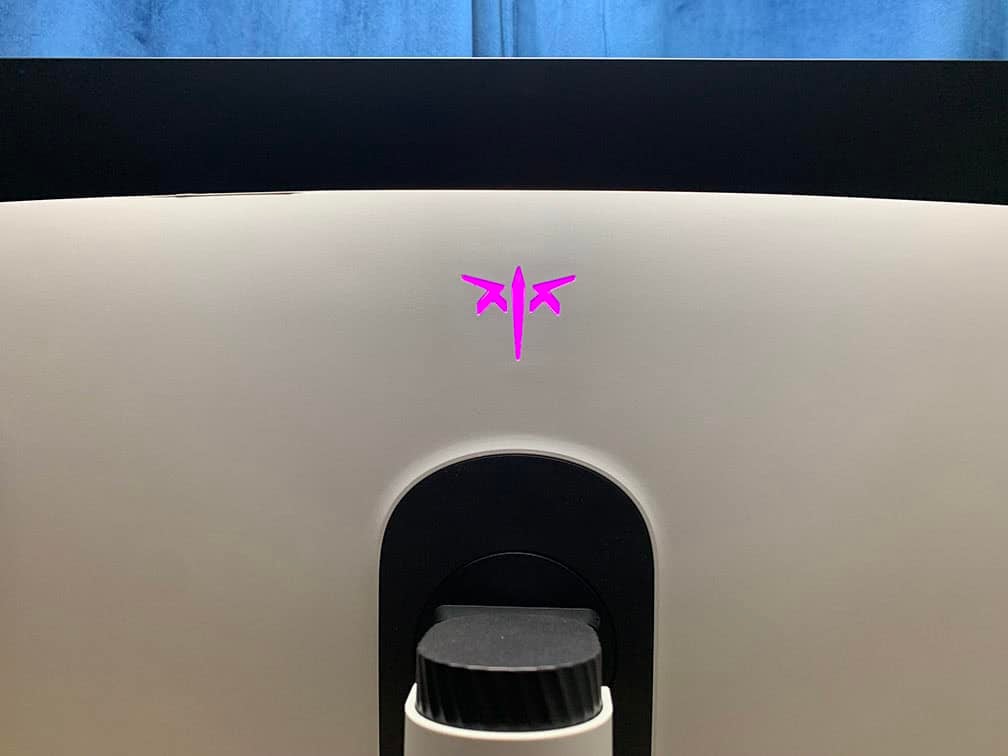 KTC G32P5 RGB Lighting