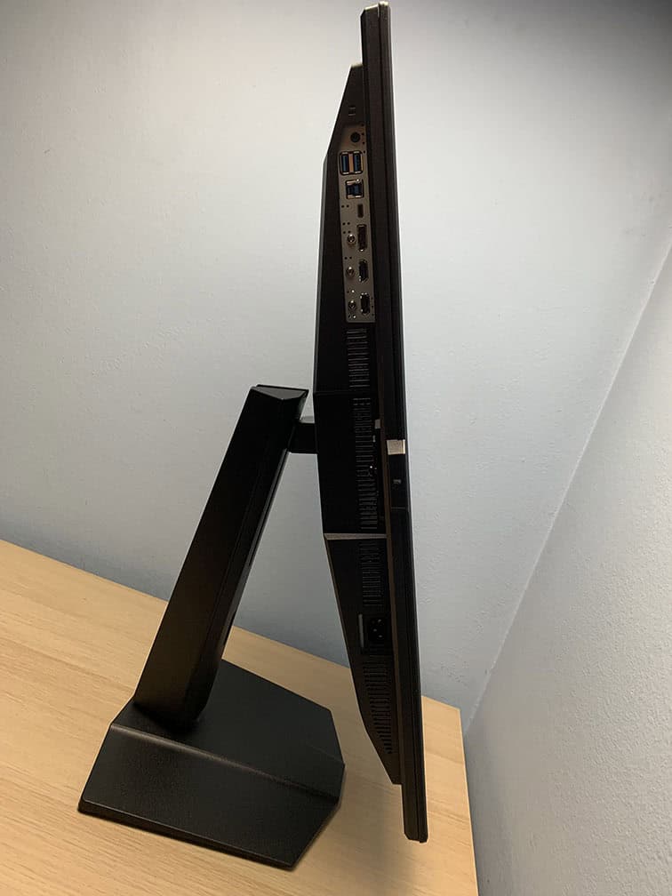 MSI MPG 271QR QD OLED X50 Ergonomics