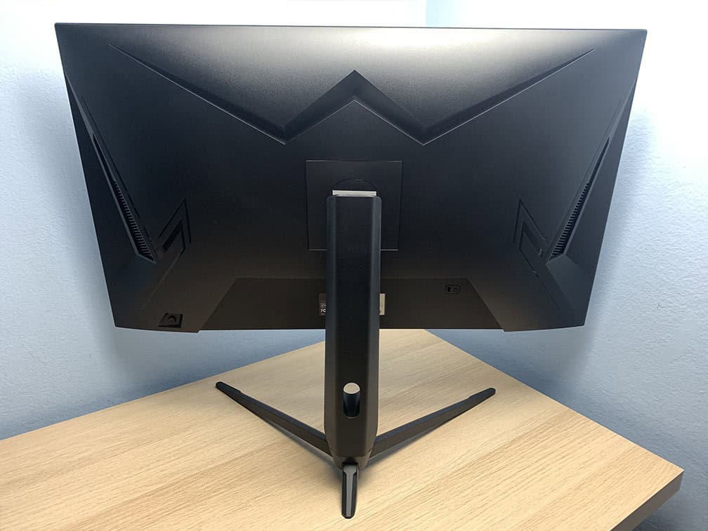 KTC H32P22P Rear View