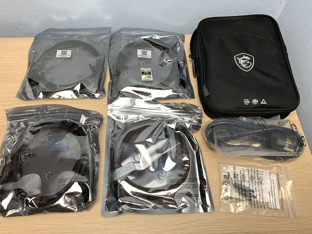 MSI MPG 322UR QD OLED X24 Cables