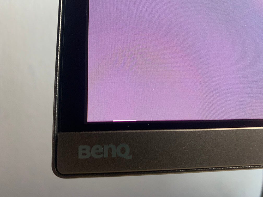 BenQ EX271UZ Bottom Bezel